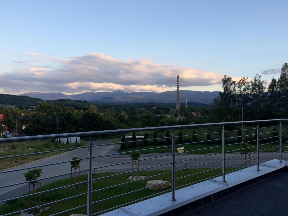 Appartement Apartament Happy View à Jelenia Góra Extérieur photo